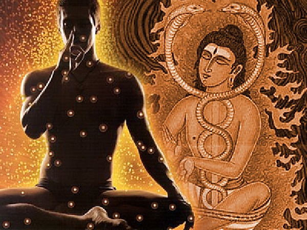 Acumulamos dois polos do Prana Cósmico em nosso interior: o Prana Solar (ou Positivo) e o Prana Lunar (ou Negativo). E por meio do Pranayama Alternado (ou Egípcio) retiramos esses dois Pranas do Centro Sexual e o espalhamos por todo o organismo